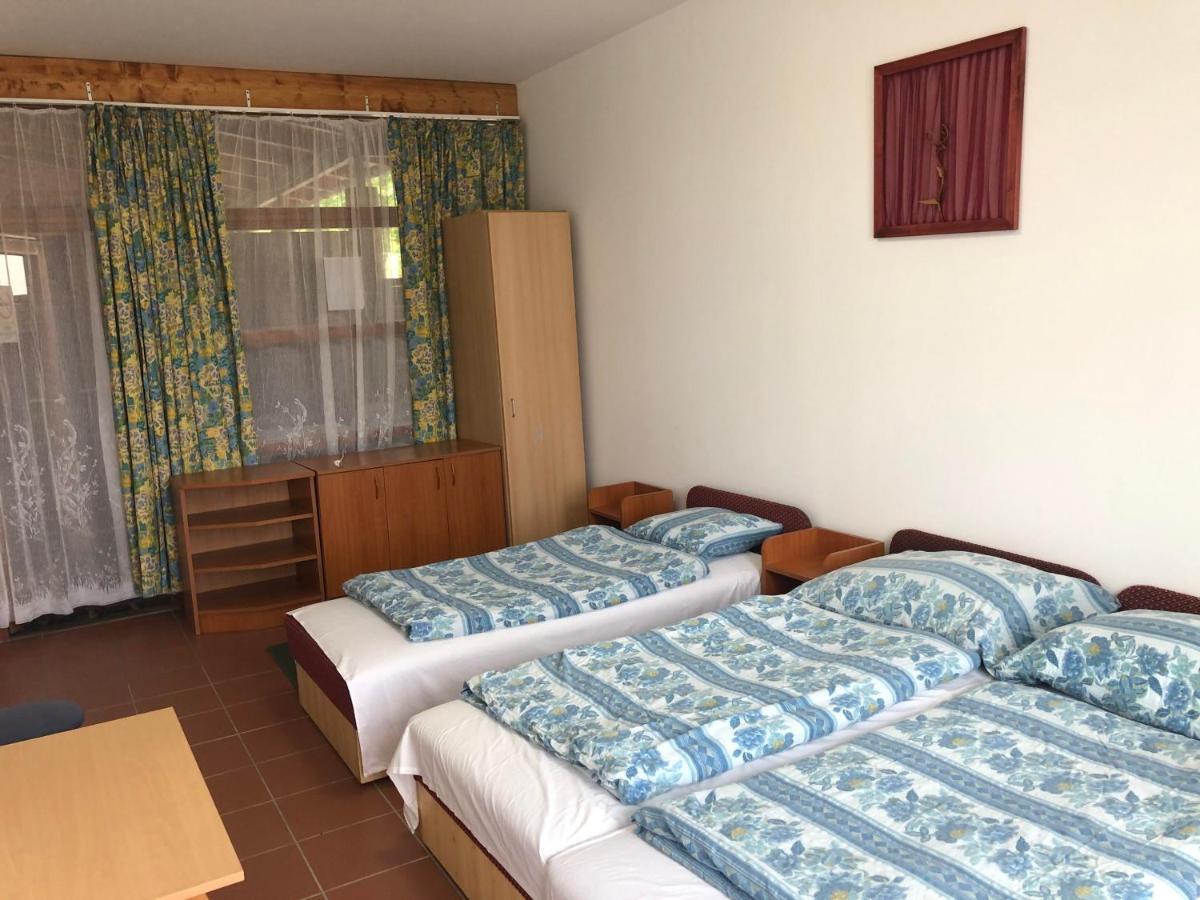 Beach Hostel Balatonboglár 外观 照片
