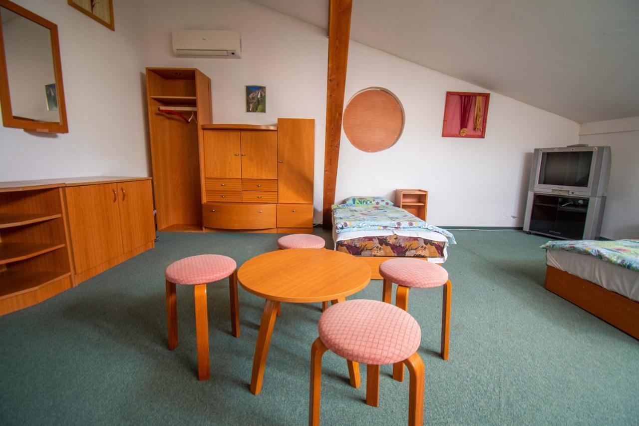 Beach Hostel Balatonboglár 外观 照片